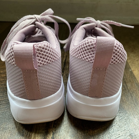 Mauve/Pink Women’s Champion running shoes - Picture 3 of 6